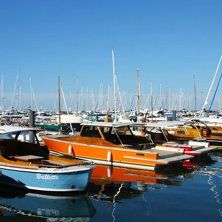 Apartment Studio Cosy A Arcachon: Terrasse, Parking, Proche Plage Et Commerces - Fr-1-420-146 Arcachon